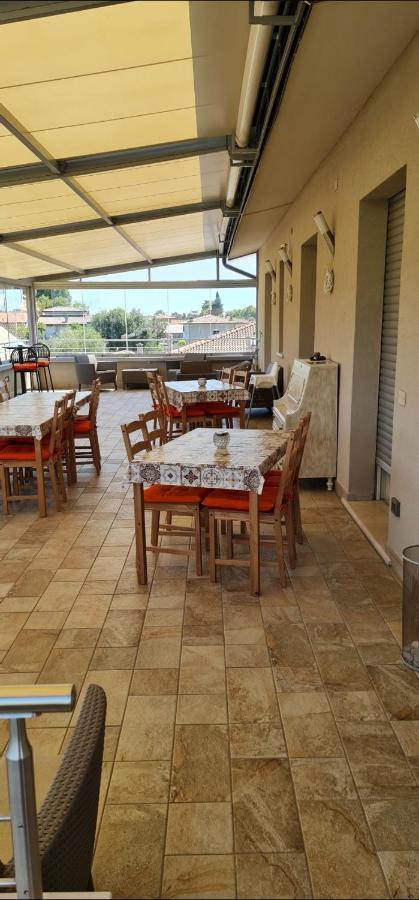 Quarantotto B&B Raffa Екстериор снимка