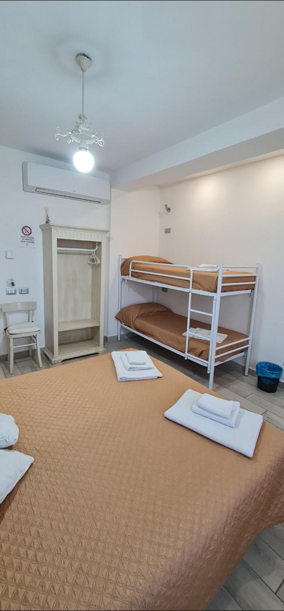 Quarantotto B&B Raffa Екстериор снимка