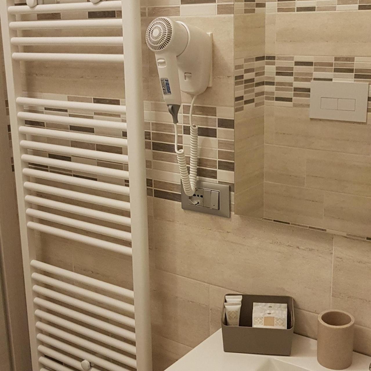 Quarantotto B&B Raffa Екстериор снимка